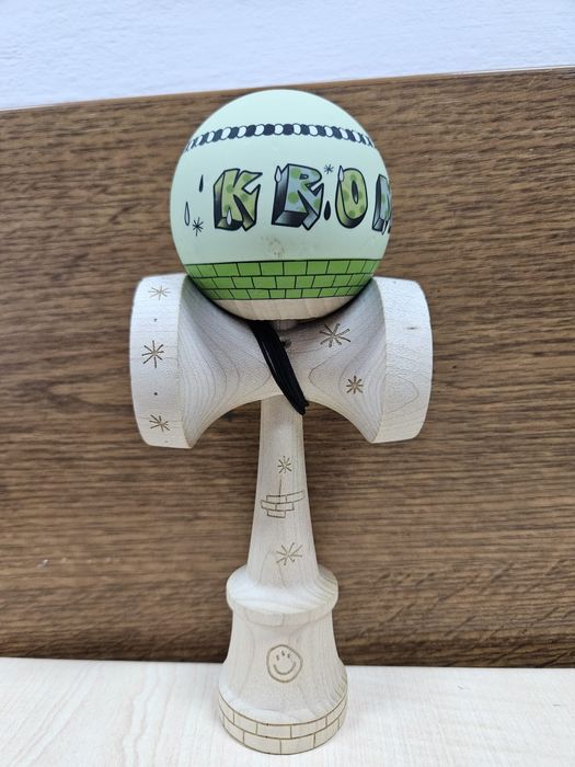 Kendama krom Magnolia