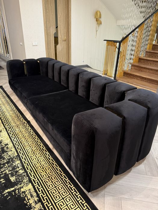 Продам дизайнерский диван