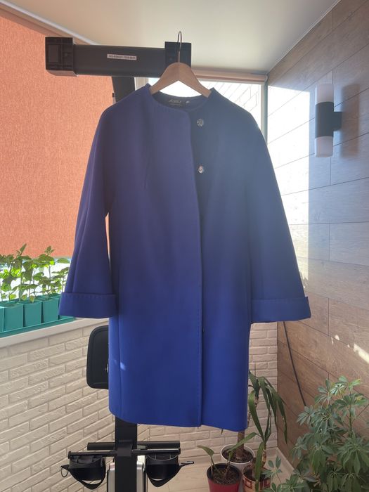 Продам женское демисезонное пальто