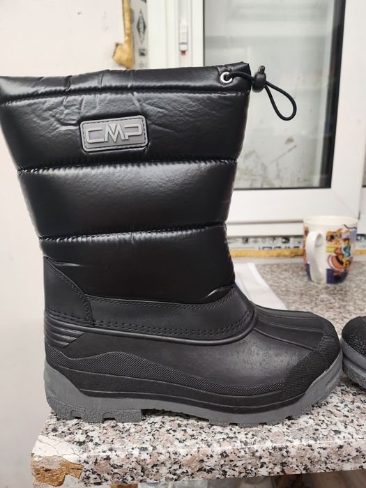 Апрески чисто нови