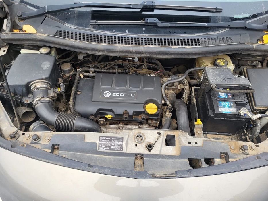 Dezmembram/Piese Opel Meriva B