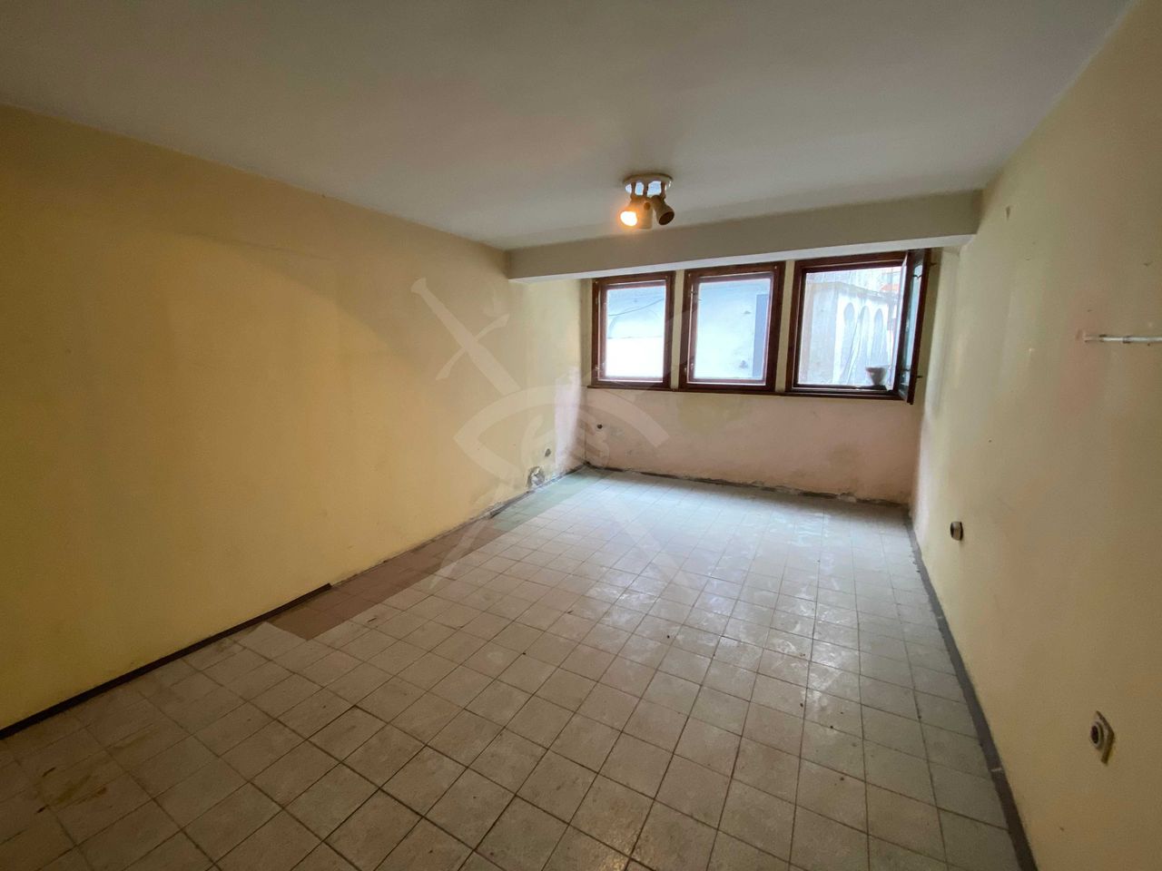 Продава се Къща в Пловдив, Център - 252 кв.м за 1032 €/кв.м - Снимка #5