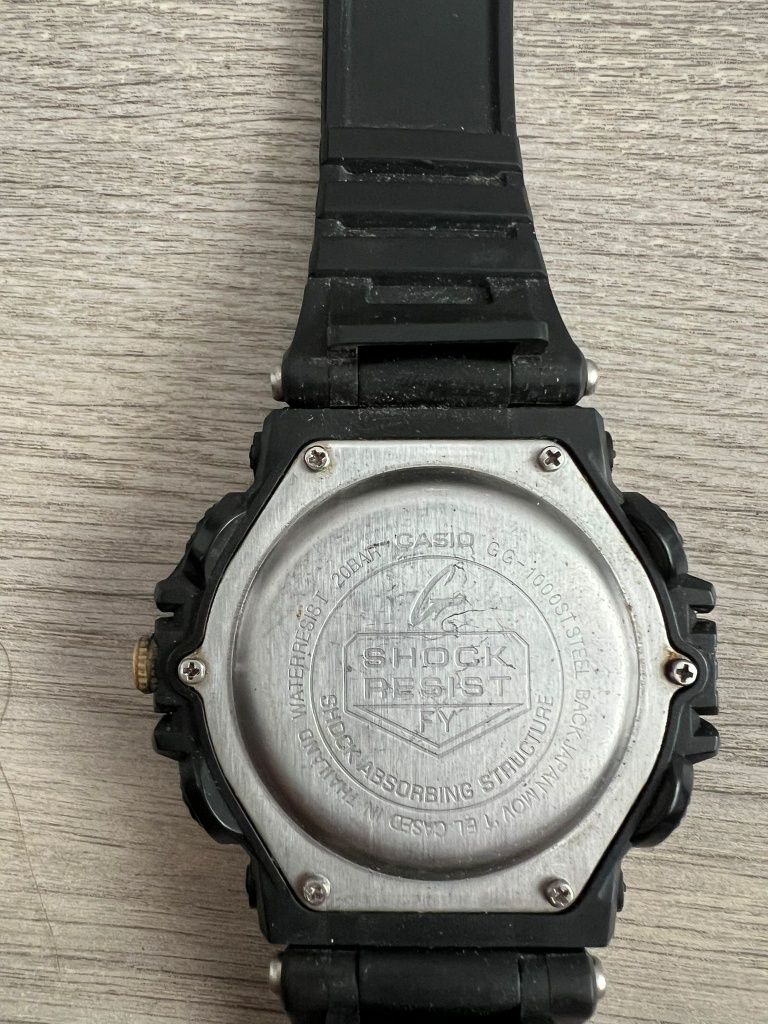 Vând ceas G-SHOCK