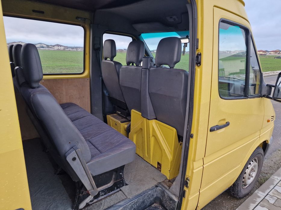 Mercedes Sprinter 316 Mixt Utilitara cu 6 locuri 2.7 - 156 CP
