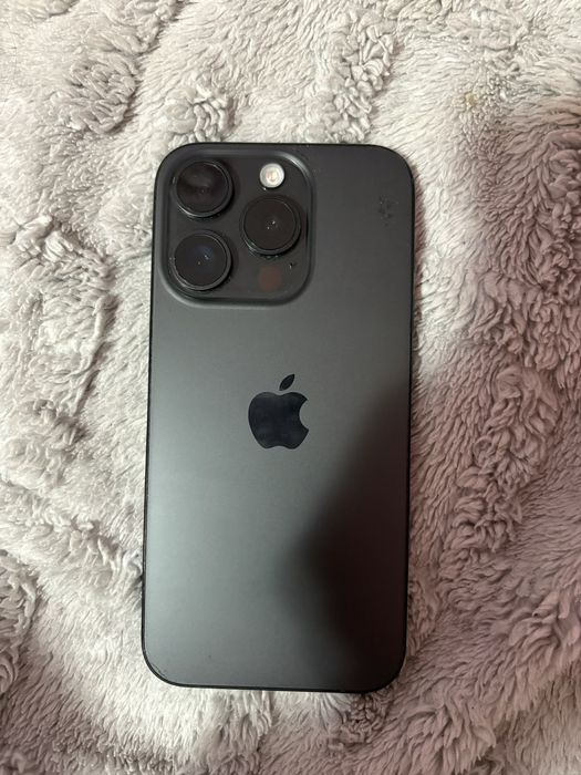 IPhone 15 pro 128 GB Black Titanium