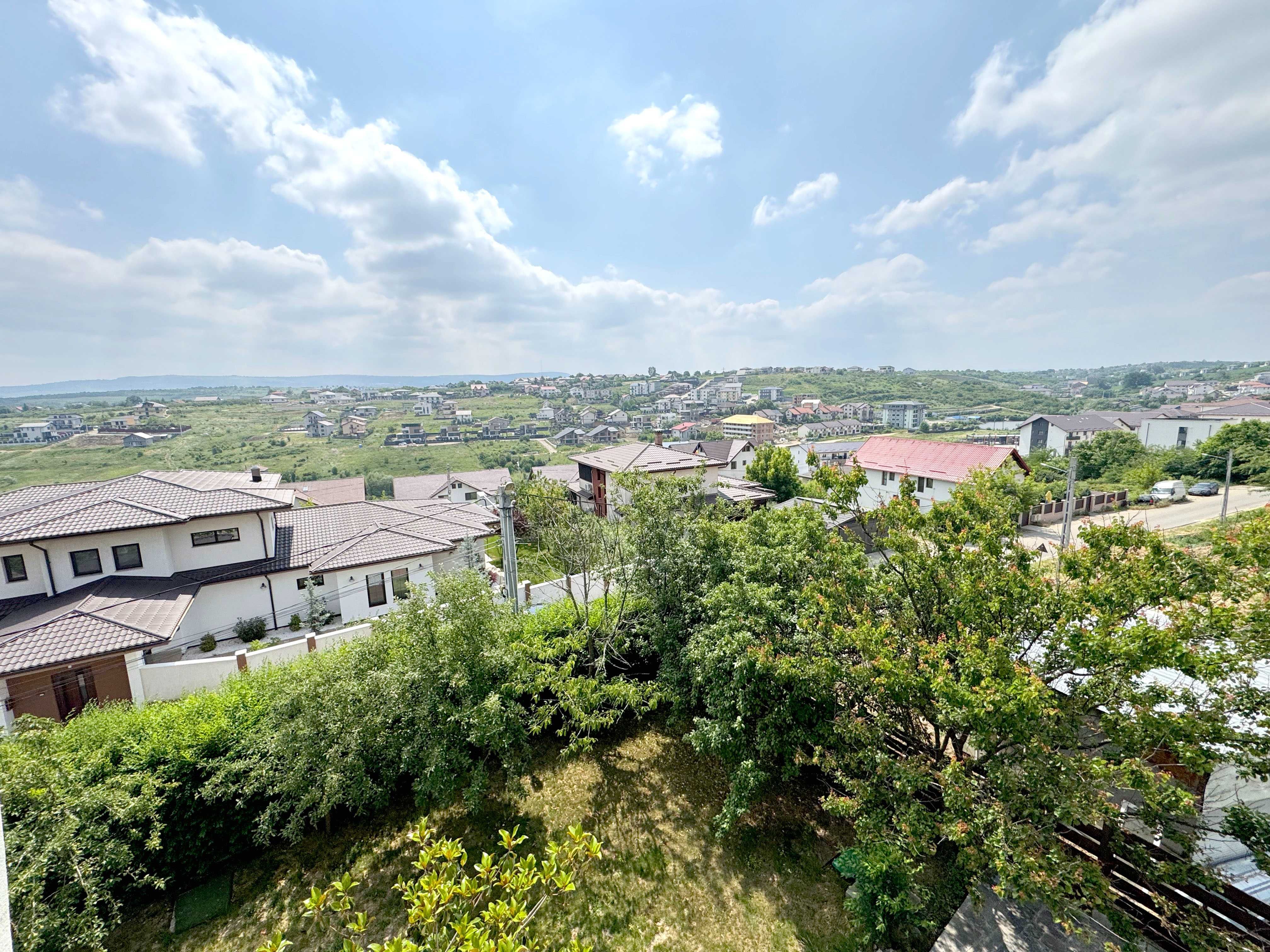 Vila premium cu panorama superbă – Mănăstirea Cetățuia, Hlincea