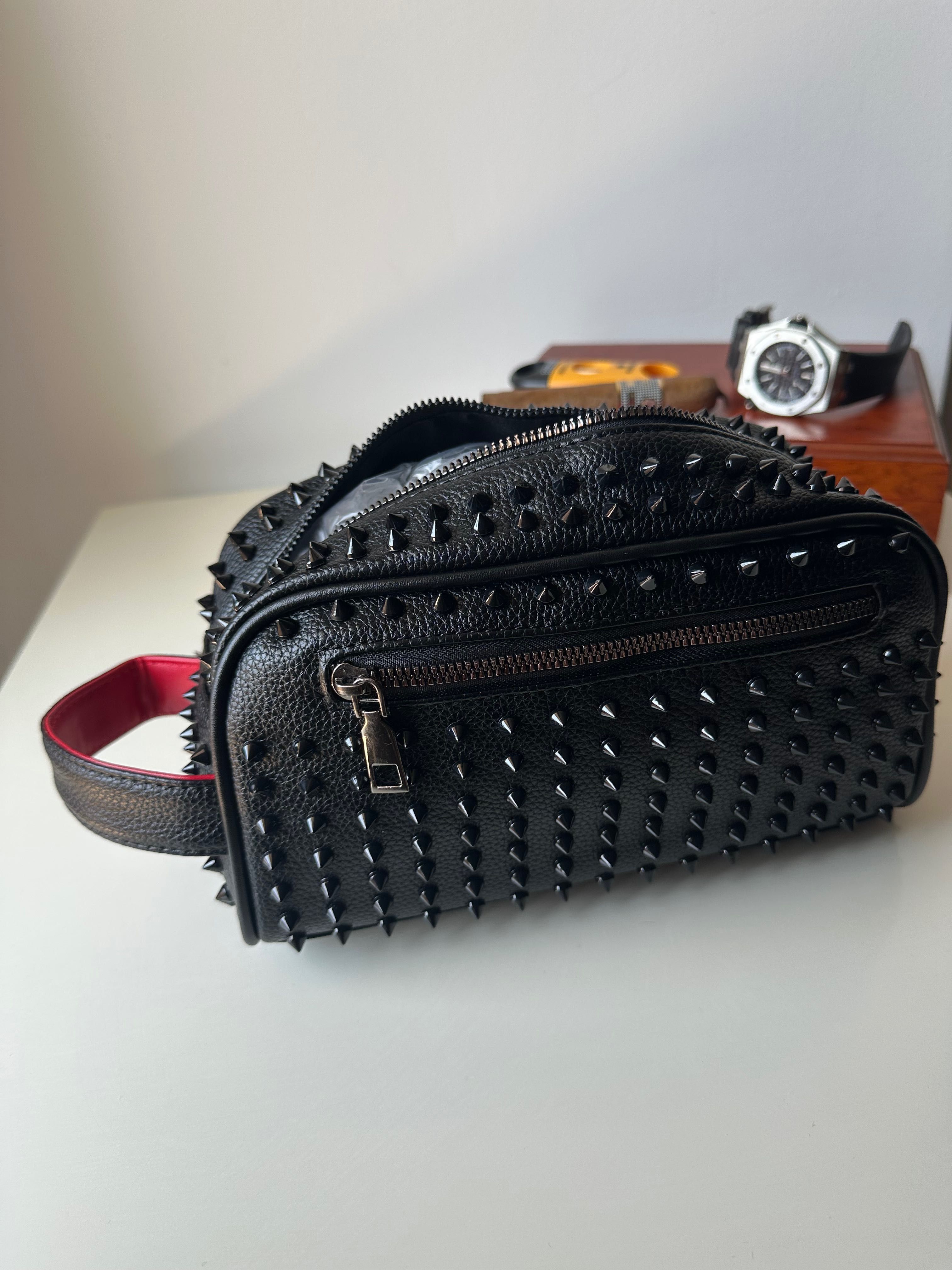 Мъжки травъл несесер чанта C. Louboutin