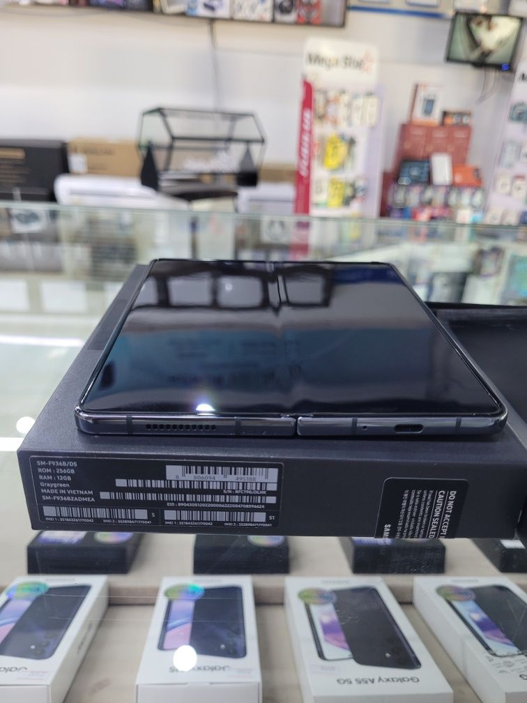Z Fold4   256Gb+12Gb