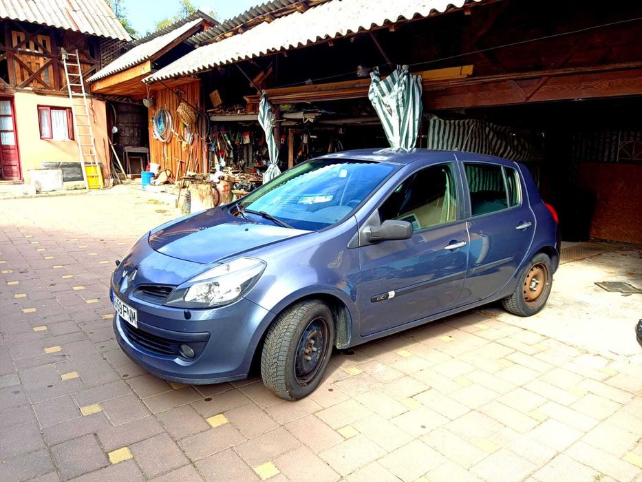 Renault Clio 1.5 dCi – 2006 – Full Option – 1.950 €