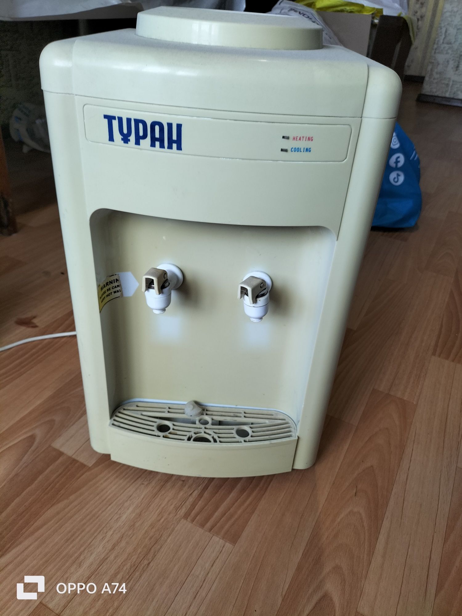Продам кулер рабочий!