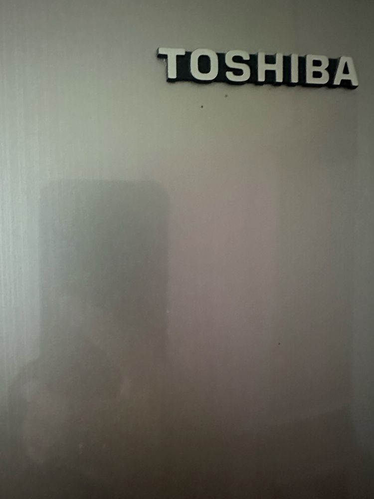 Холодильник TOSHIBA