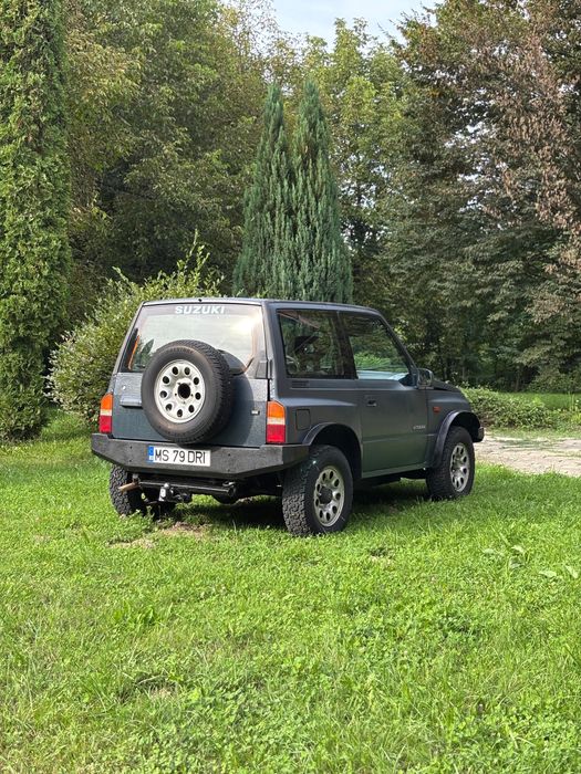 Suzuki Vitara 1.6 16V 4x4 | Recondiționată complet
