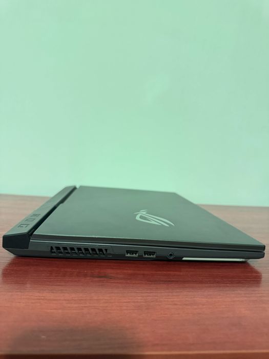 Лаптоп ASUS ROG Strix G17 / Ryzen 7 4800H / RTX 3050 Ti