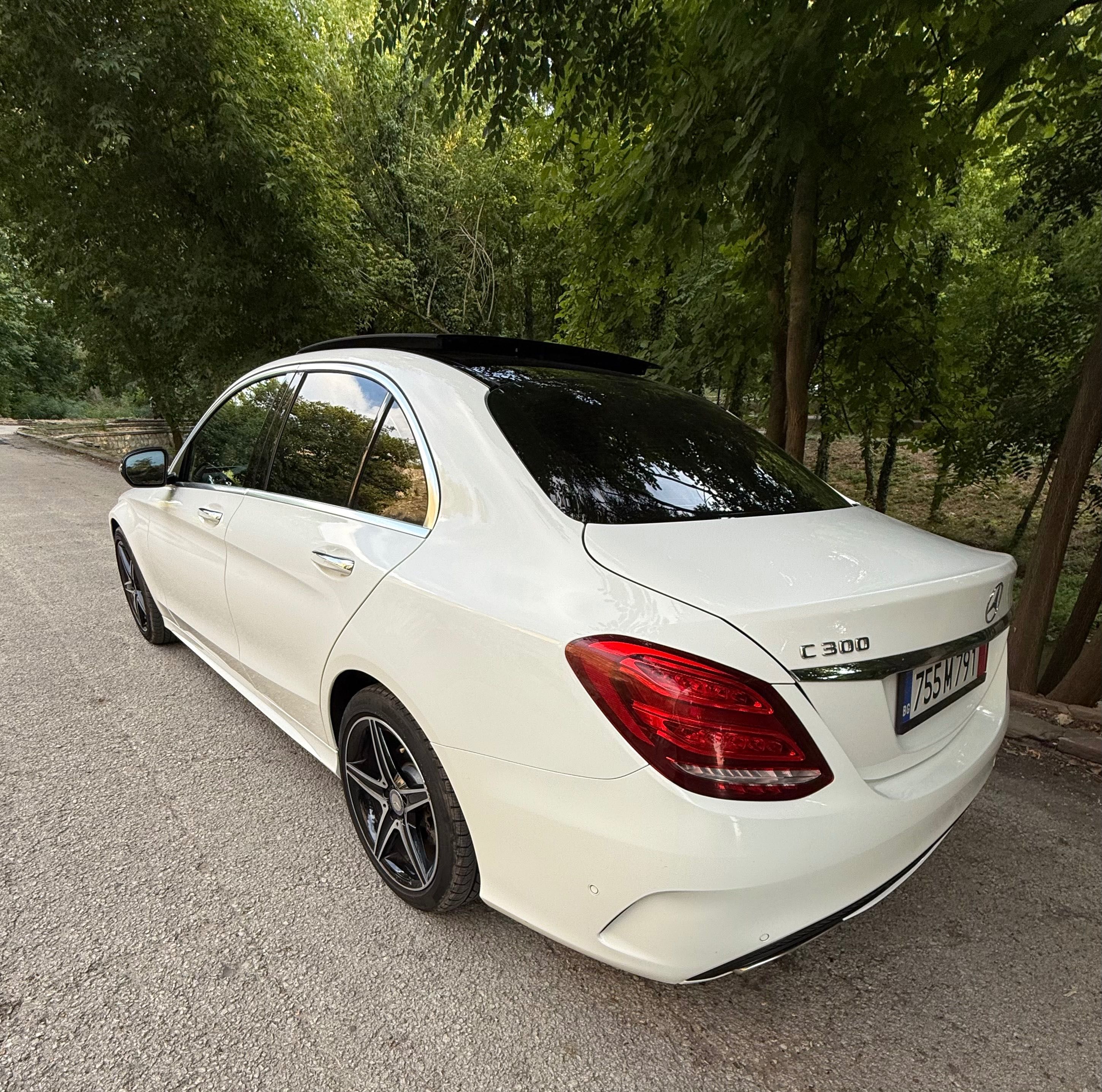 Mercedes C300,4MATIK,AMG пакет 2017г.внос Канада, регистриран в БГ,