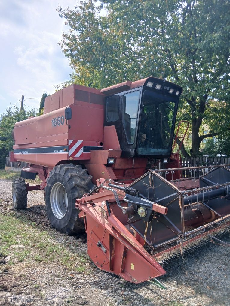 Case axial 1660 Combina