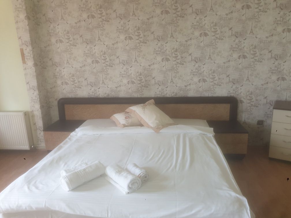 Apartament spatios, curat și frumos