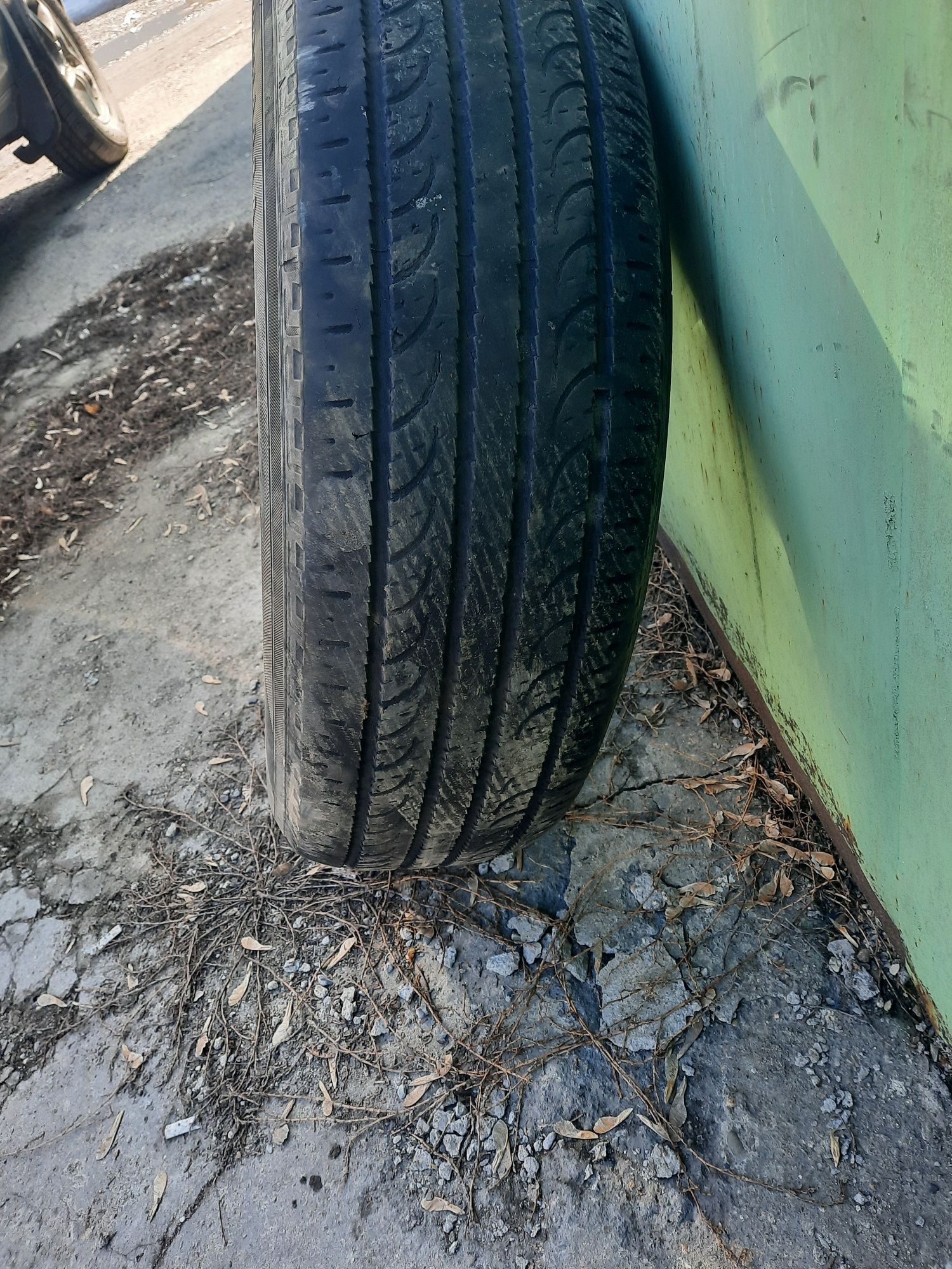 Шина 225/70 R 16