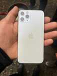 iphone 11 pro  batareka 85 %