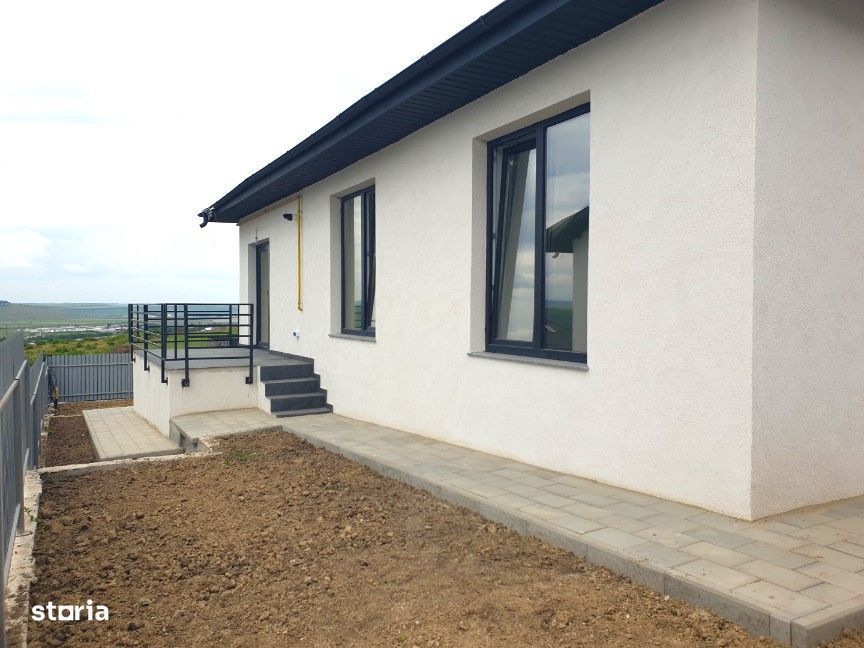 IASI– Valea Lupului– Casa plan parter cu 4 camere+ garaj- 460 mp teren