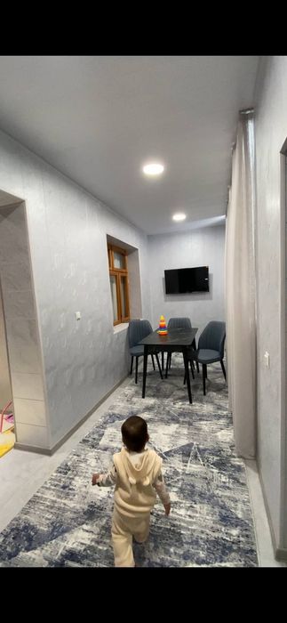 Qoraqamishda Yevro remont kvartira sotiladi