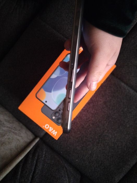 X200 telefon sotuvda