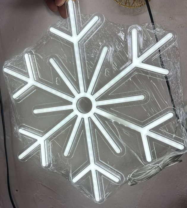 Қор парчалар Снежинка