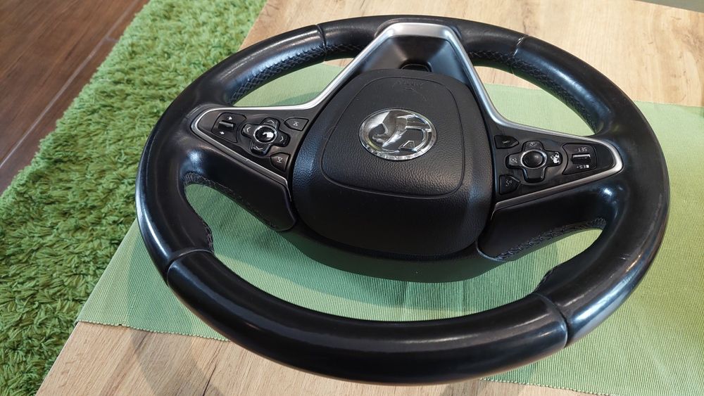 инсигния А 2013 г. фейслифт,волан с бег