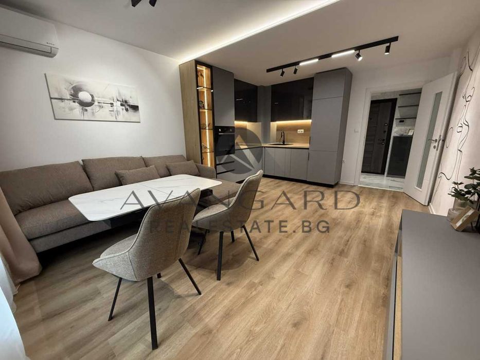 оф.24034 Дизайнерски двустаен/ Тракия