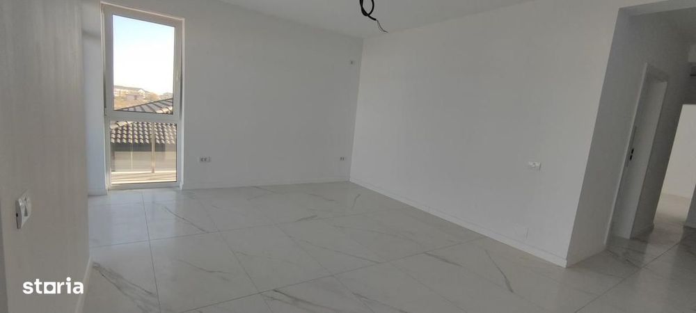 Garsoniera de Vanzare Aproape de Metrou Preciziei