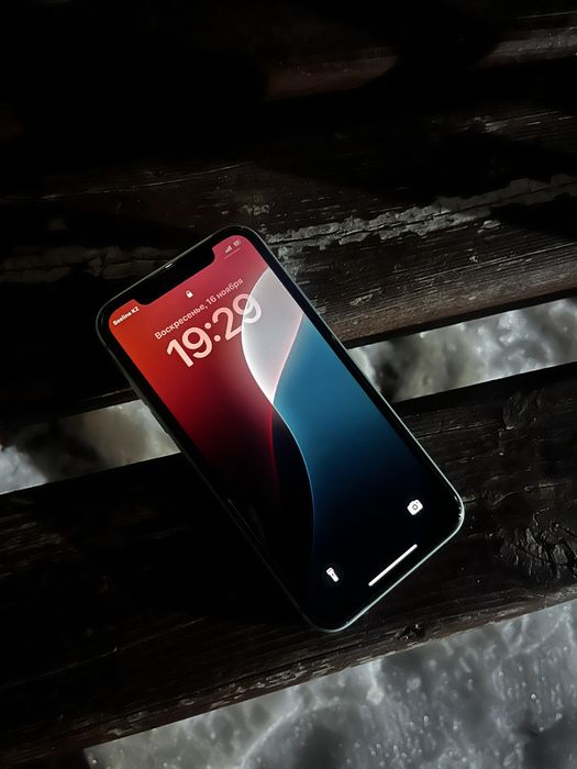 Продам iPhone 11
