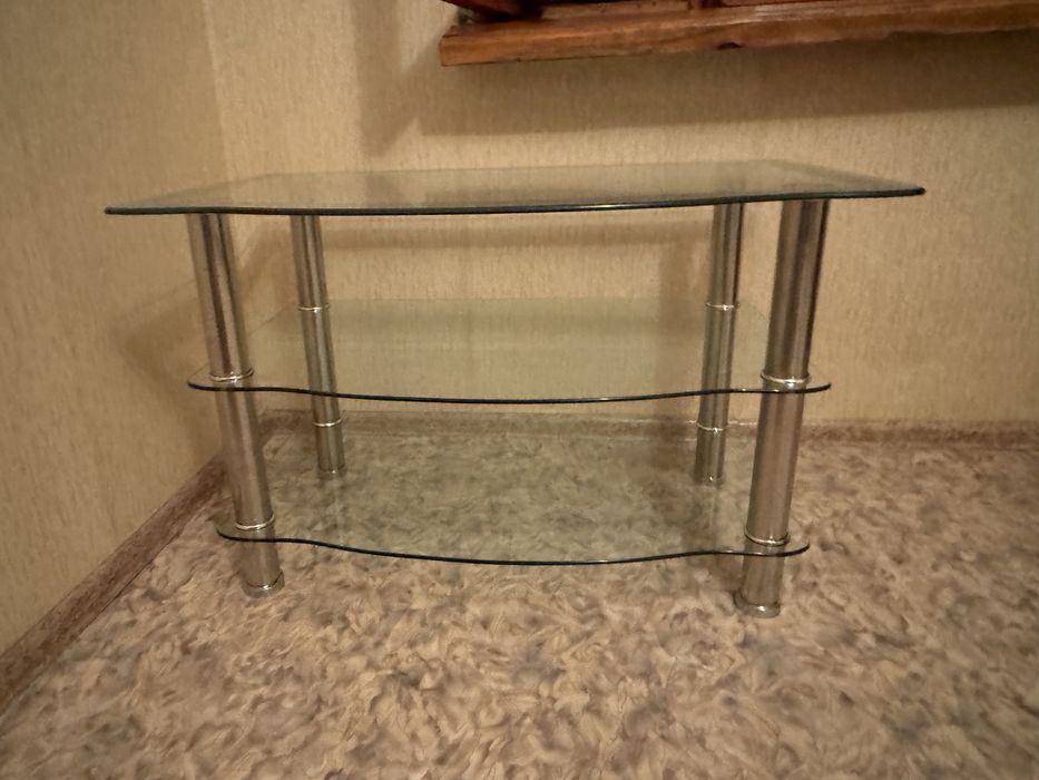 Подставка столик стеклянная