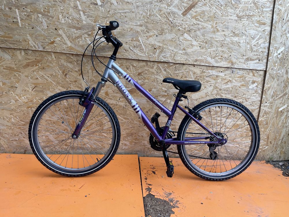 Bicicleta cadru dama bronx roti 24”