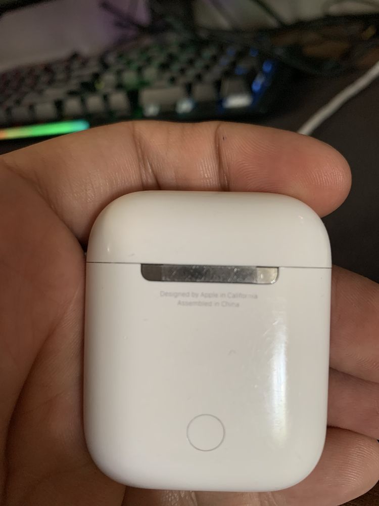Продам Airpods 2