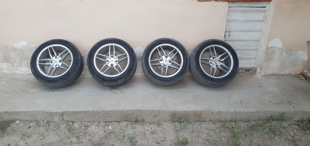 Vossen diska 16 lik