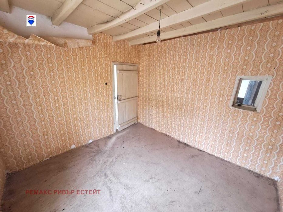 Селска къща за продажба с. Тетово