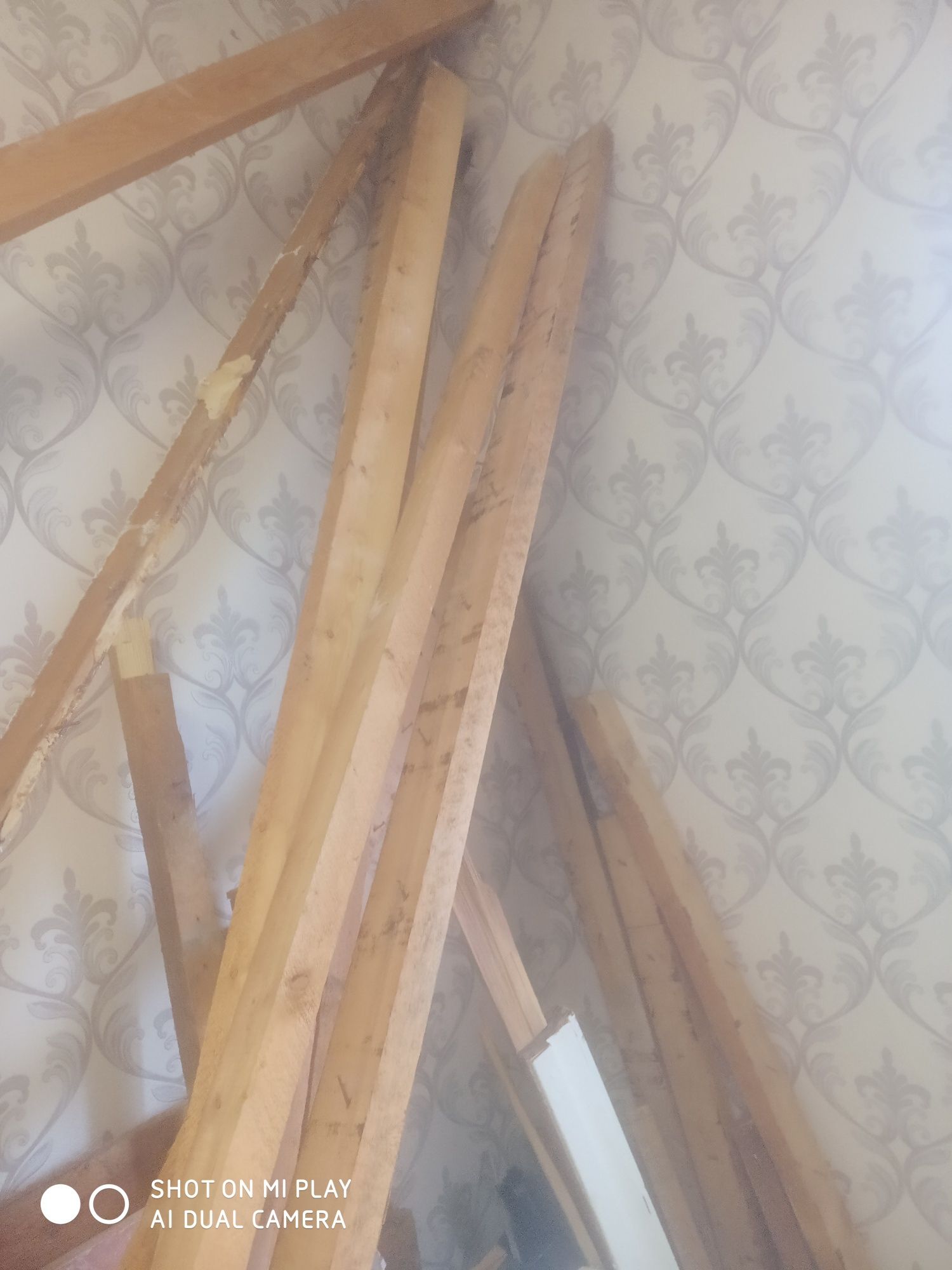 Брус 4/7 , щитавой паркет, двери Б/у.