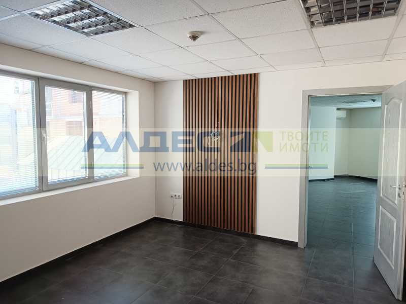 Дава се под наем Офис в София, Лозенец - 65 кв.м за 650 € - Снимка #4