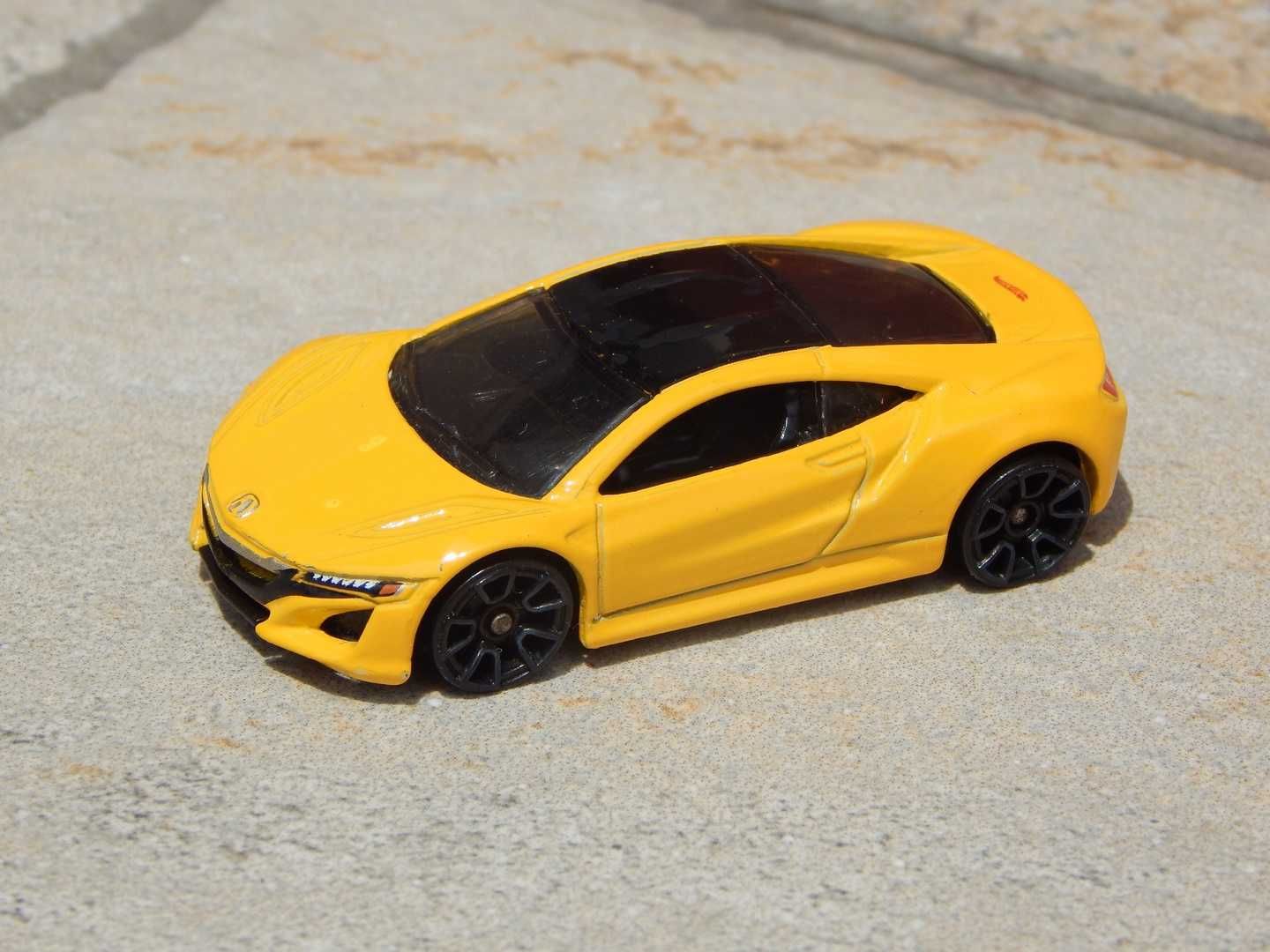 Macheta supercar Honda NSX (Acura NSX) II 2017 scara 1:64 Hot Wheels