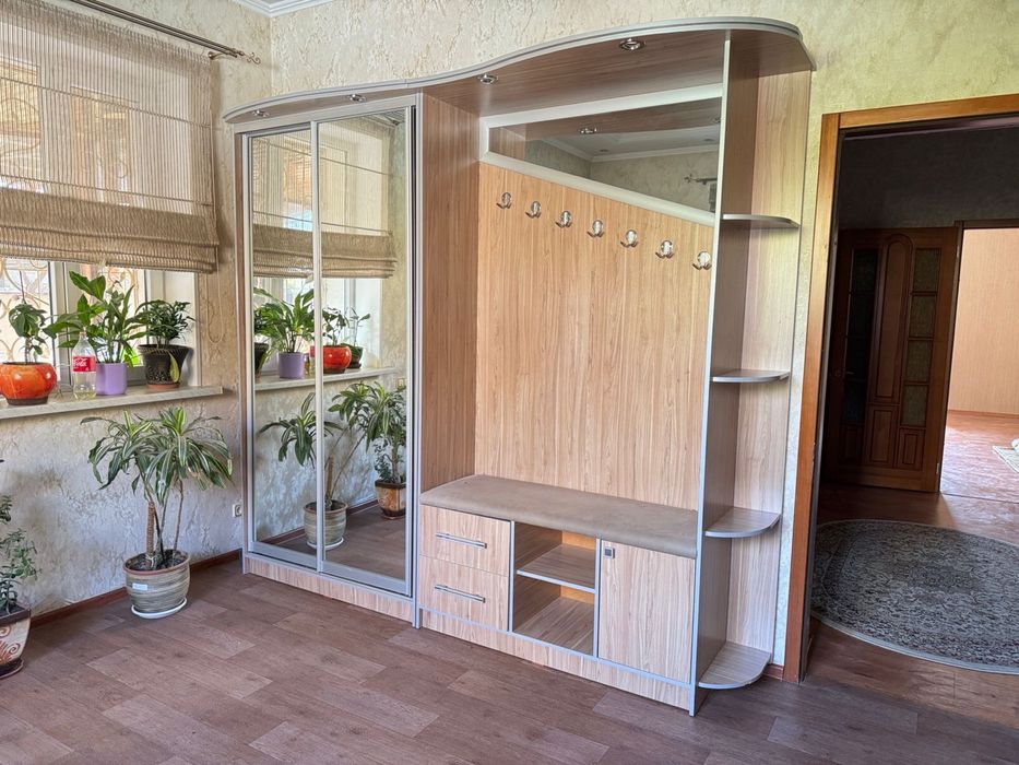 Шкаф в прихожую