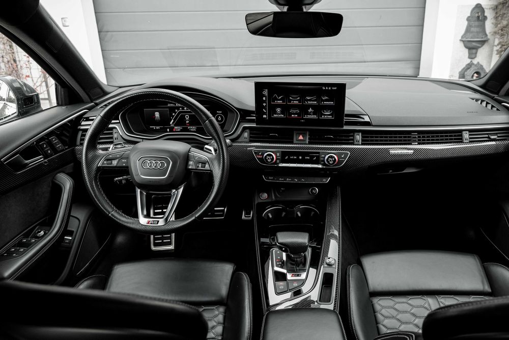 Autoturism Audi RS4 B9.5