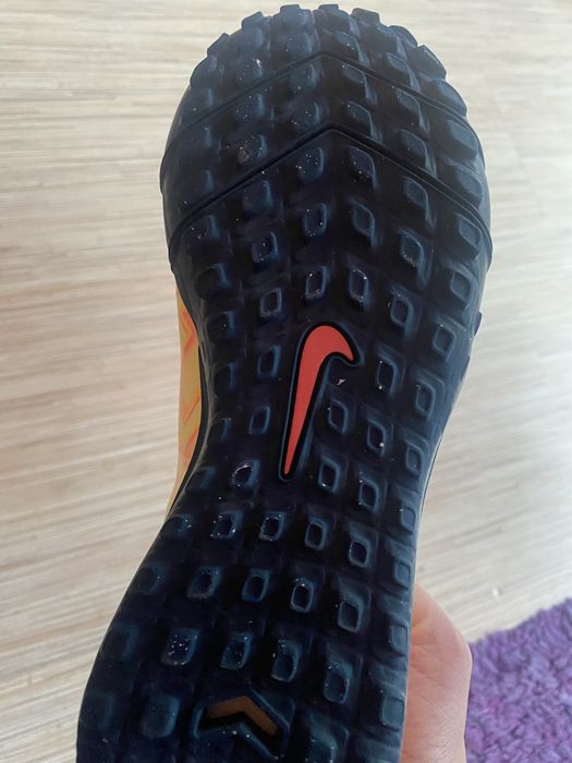 Детски Обувки за футбол Nike KM
