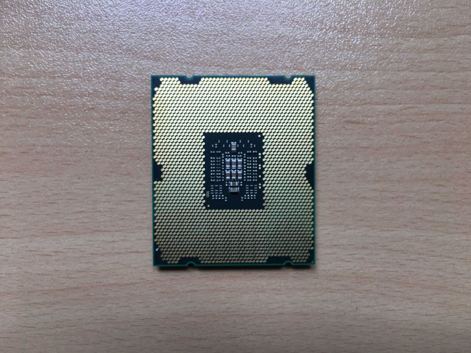 Intel i7-3820 и Intel i7-3930K сокет 2011 процесори