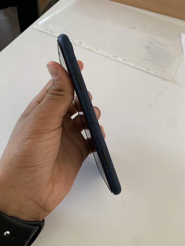 Iphone XR xolati zor