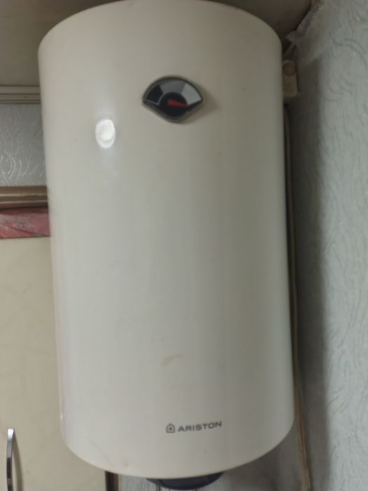 Продам бойлер срочно