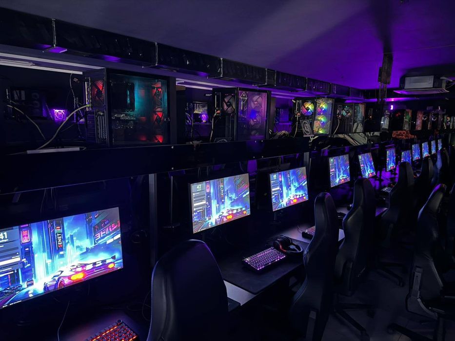 Продам компьютерный клуб и ps5