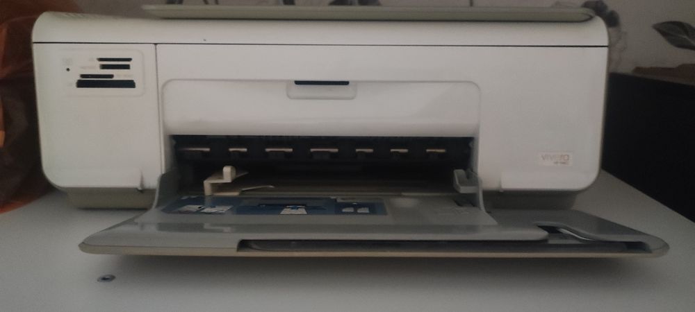 Продам принтер HP