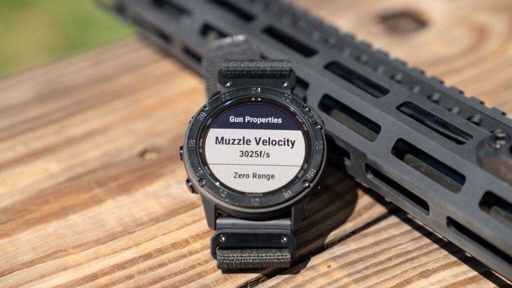 GARMIN Tactix Delta Solar SAPPHIRE