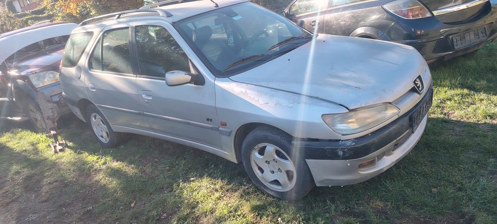 Продавам Пежо 306 1.9 на Части