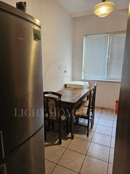 Продава се Тристаен апартамент в Пловдив, Център - 72 кв.м за 2081 €/кв.м - Снимка #2