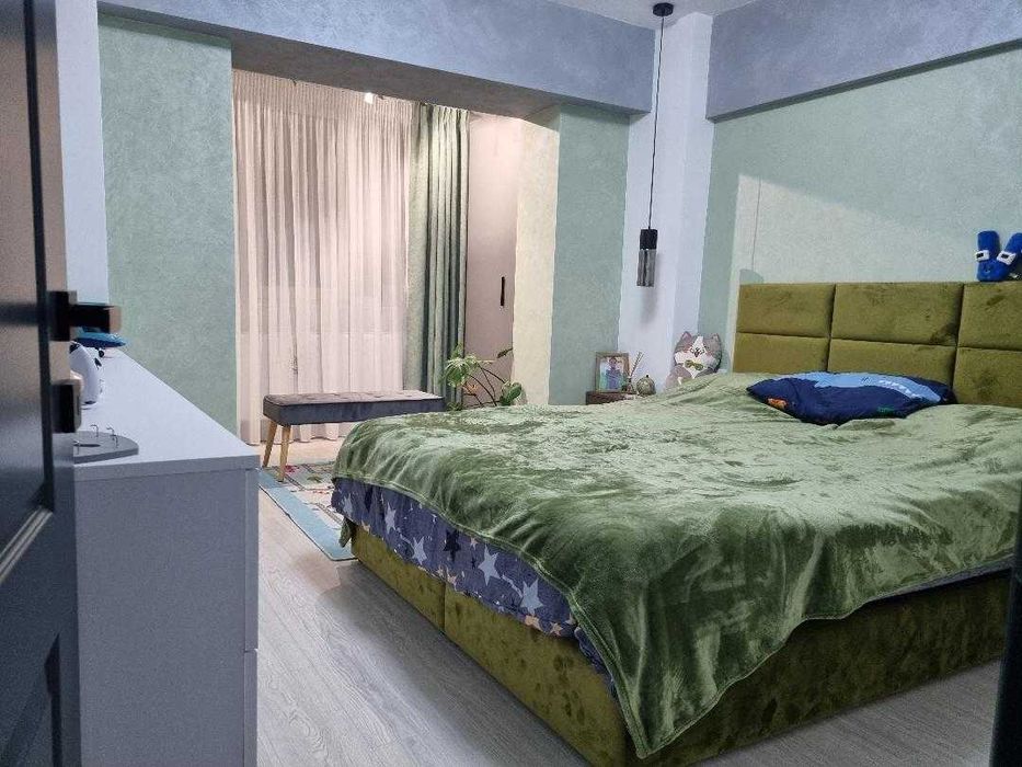 Vand apartament 3 camere Calea Aurel Vlaicu !